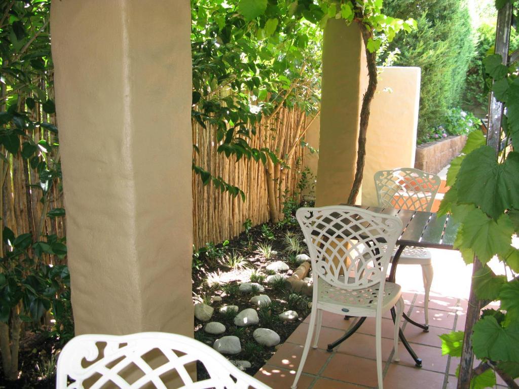 Casablanca Bed And Breakfast Στέλενμπος Εξωτερικό φωτογραφία