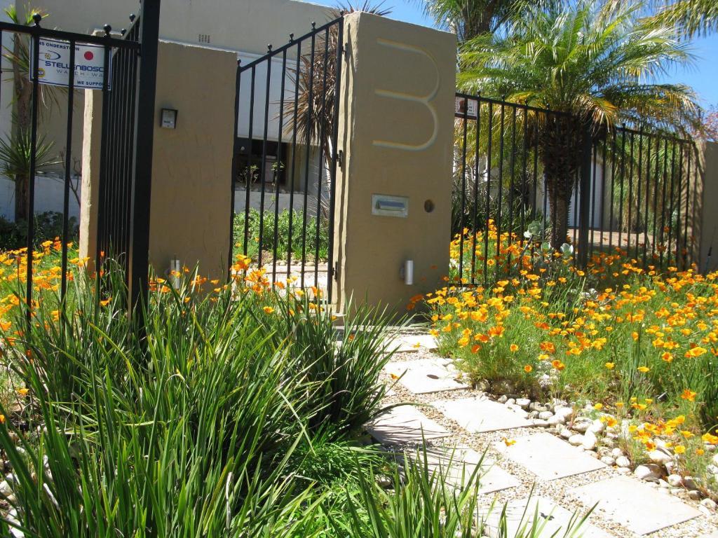 Casablanca Bed And Breakfast Στέλενμπος Εξωτερικό φωτογραφία