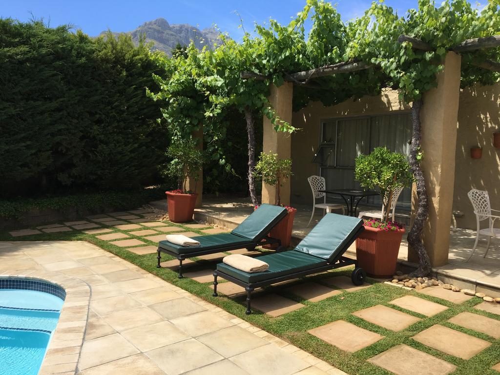 Casablanca Bed And Breakfast Στέλενμπος Εξωτερικό φωτογραφία
